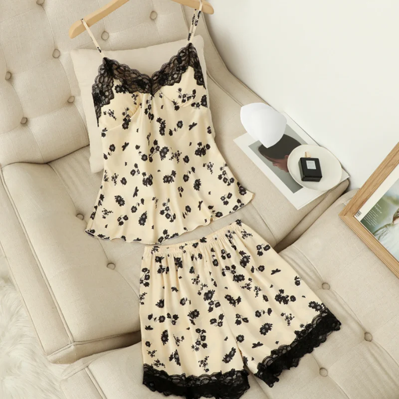 Satin Print Leopard Sleepwear V-Neck Sleep Set With Shorts Lace Patchwork Home Clothes Nightgown Women Two Pieces Camisole Suit
Satin Print Leopard Sleepwear V-Neck Sleep Set With Shorts Lace Patchwork Home Clothes Nightgown Women Two Pieces Camisole Suit