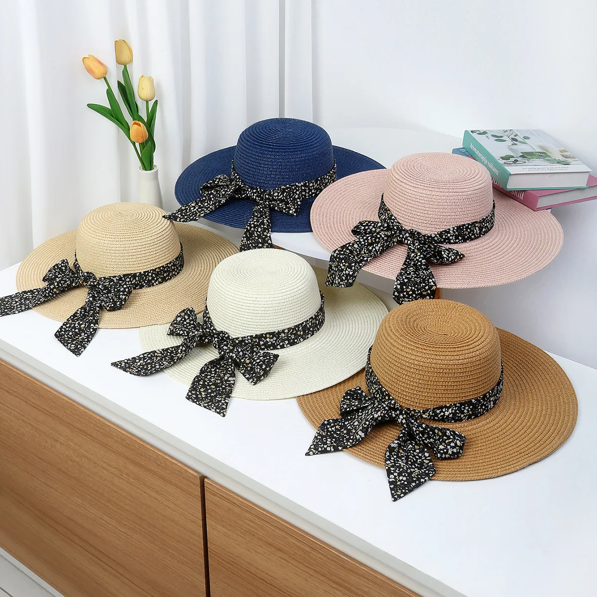 2025 Fashion Bohemia Cowboy Hat for WomenFloppy Beach Hats Summer Sun Straw Hats LadiesUV Protection Hat Panama Hat Wholesale
2025 Fashion Bohemia Cowboy Hat for WomenFloppy Beach Hats Summer Sun Straw Hats LadiesUV Protection Hat Panama Hat Wholesale