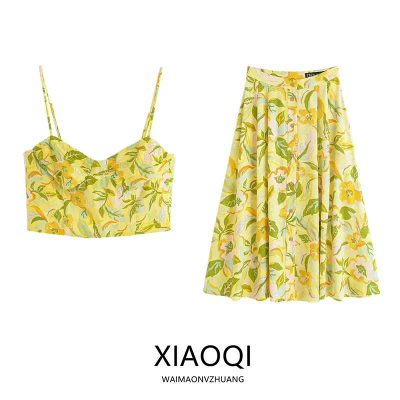 New Summer 2025 Women's Linen Blend Printed Short Top mid Waist Half Skirt Fashion Set Long Sleeve V Neck Overhead Combination
New Summer 2025 Women's Linen Blend Printed Short Top mid Waist Half Skirt Fashion Set Long Sleeve V Neck Overhead Combination