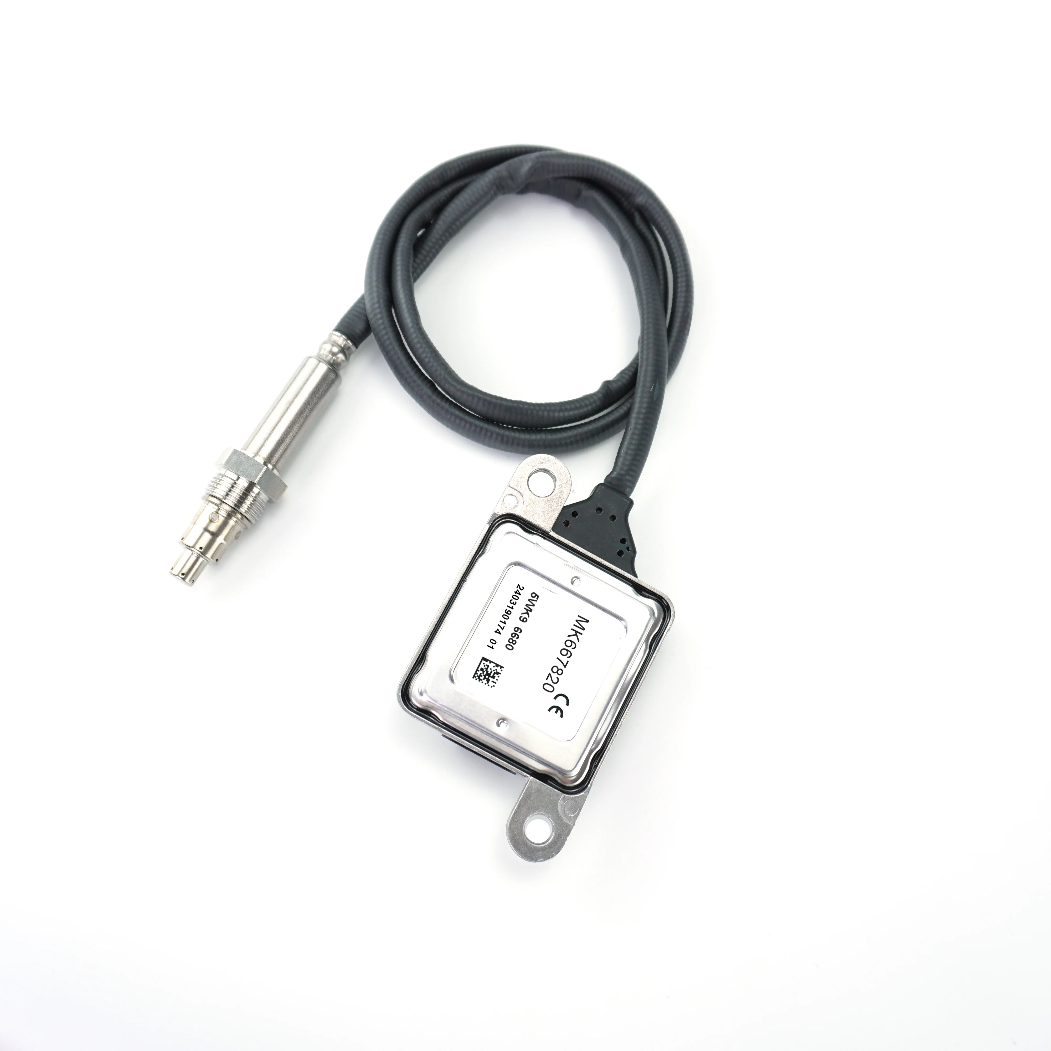 New Original NOx Sensor Nitrogen Oxide Sensor MK667820 5WK96680 5WK9 6680 For Fuso Truck Car
New Original NOx Sensor Nitrogen Oxide Sensor MK667820 5WK96680 5WK9 6680 For Fuso Truck Car