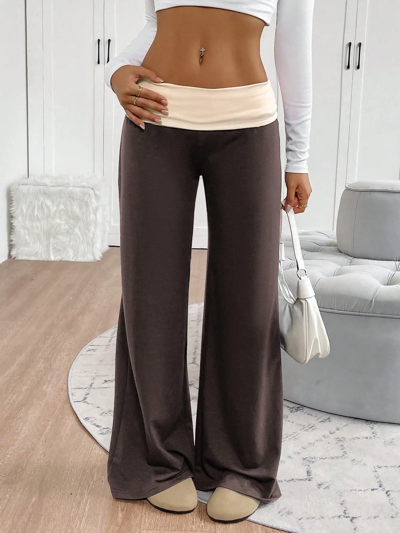 Women Casual Loose Wide Leg Sweatpants Contrast Color High Waist Ankle Length
Women Casual Loose Wide Leg Sweatpants Contrast Color High Waist Ankle Length
