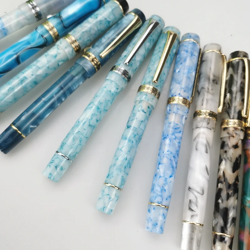 KAIGELU Limited Edition Bag 316 Iridium Fountain PenS F M 33mm Large Bright Tip calligraphy pen Portable Pen High-end Stationery
KAIGELU Limited Edition Bag 316 Iridium Fountain PenS F M 33mm Large Bright Tip calligraphy pen Portable Pen High-end Stationery