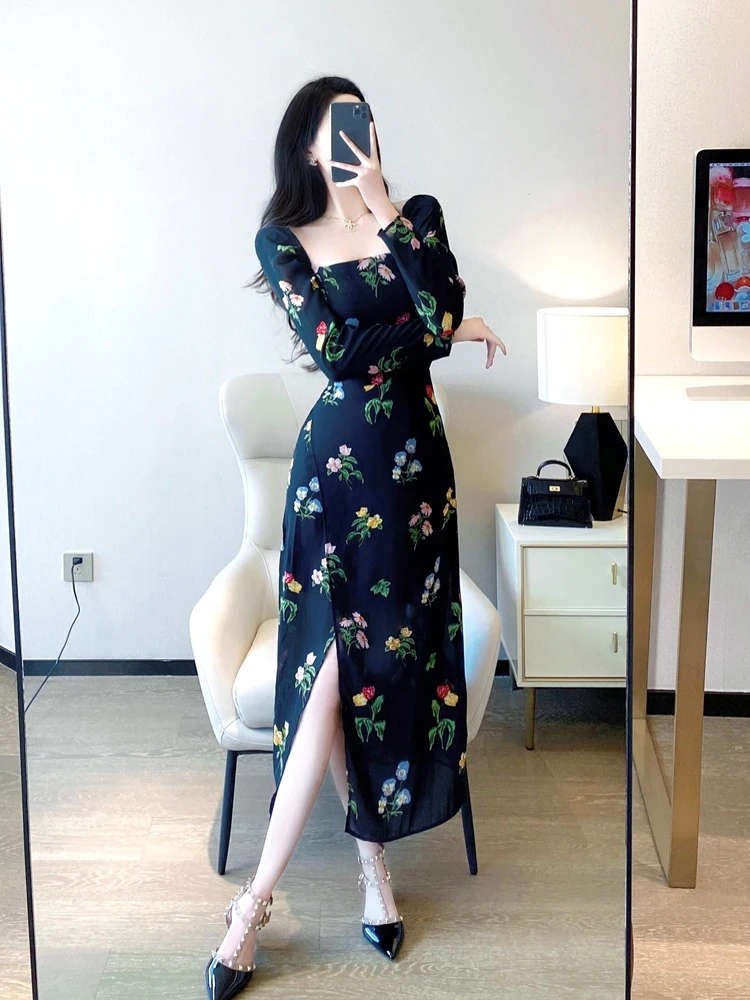 Новинка Весна 2023: Женское шифоновое платье А-силуэта с цветочным принтом, квадратным вырезом, средней длины, с разрезом, завышенной талией и застежкой-молнией.
Новинка Весна 2023: Женское шифоновое платье А-силуэта с цветочным принтом, квадратным вырезом, средней длины, с разрезом, завышенной талией и застежкой-молнией.