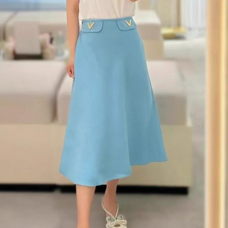 High-Quality Metal Decorated Short Lady's Jacket And Skirt Set High Waist A-Line Straight Cut Polyester Fiber Versatile Commu...
High-Quality Metal Decorated Short Lady's Jacket And Skirt Set High Waist A-Line Straight Cut Polyester Fiber Versatile Commu...