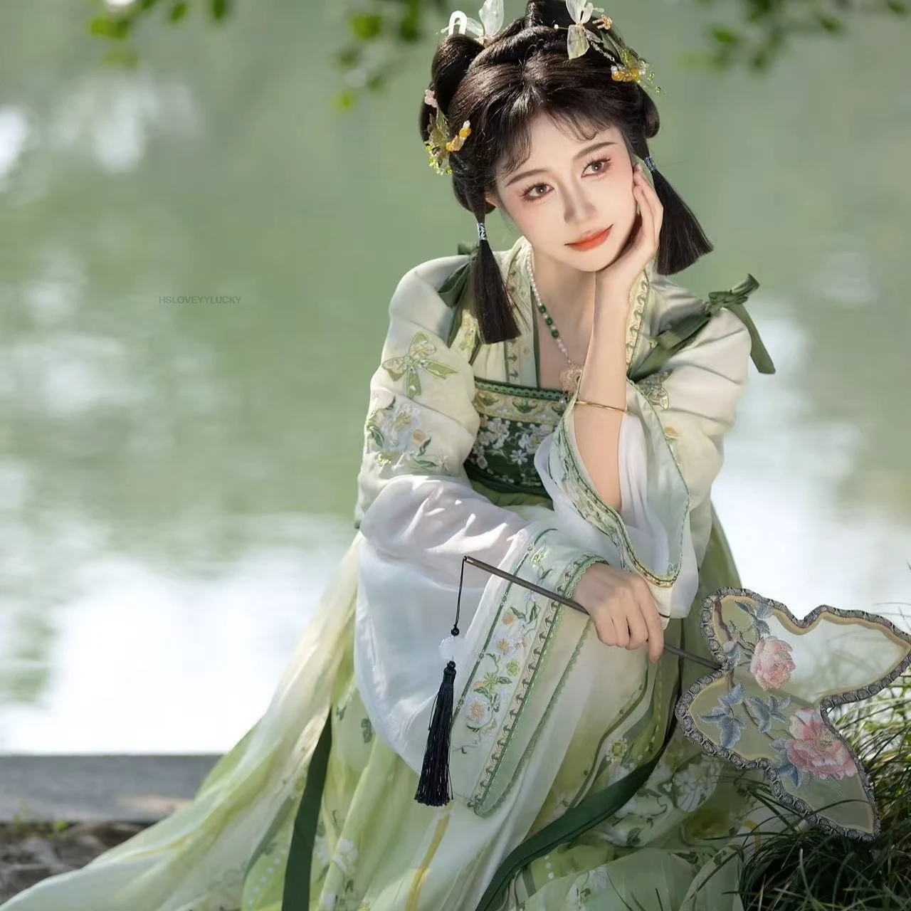 Spring Traditional Women Flower Hanfu Dress Girl Embroidery Ancient Chinese Costume Beautiful Dance Hanfu Princess Cosplay Hanfu
Spring Traditional Women Flower Hanfu Dress Girl Embroidery Ancient Chinese Costume Beautiful Dance Hanfu Princess Cosplay Hanfu