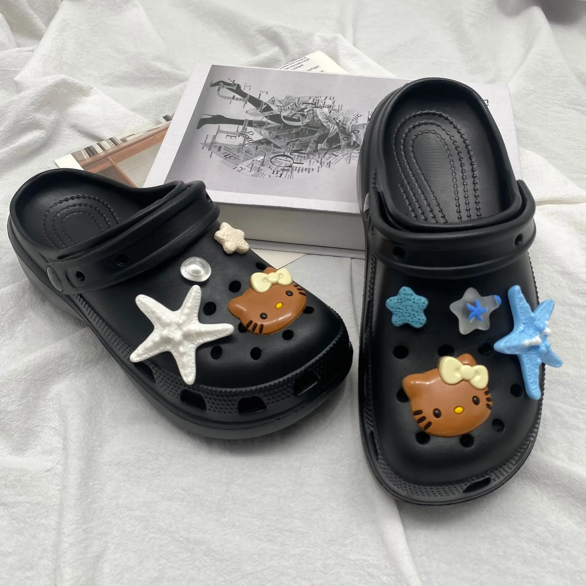 Hello Kitty Cave Shoes Slipper Anime Women Sanrio Cartoon Comfort Casual Starfish Beachshoes Cute Girls Anti-Slip Summer Sandals
Hello Kitty Cave Shoes Slipper Anime Women Sanrio Cartoon Comfort Casual Starfish Beachshoes Cute Girls Anti-Slip Summer Sandals