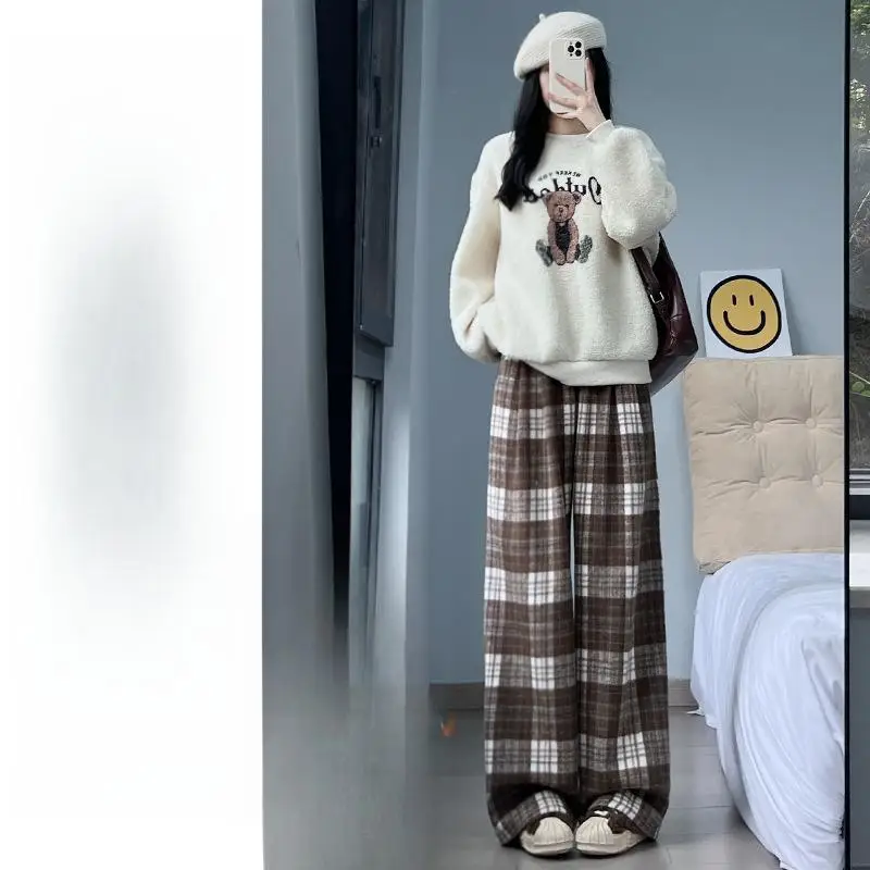 Широкие брюки, хлопковые женские весенние брюки на шнуровке со складками, милые женские молодежные брюки со средней посадкой, эстетика, мягкая эластичность, простая
Широкие брюки, хлопковые женские весенние брюки на шнуровке со складками, милые женские молодежные брюки со средней посадкой, эстетика, мягкая эластичность, простая