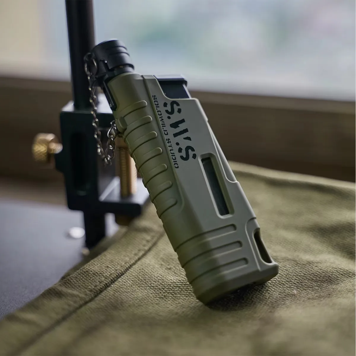 Metal Outdoor Tactical Camping Telescopic Extended Igniter Outdoor Open Fire 1300 ℃ High Temperature Gas Lighter Men's Tools
Metal Outdoor Tactical Camping Telescopic Extended Igniter Outdoor Open Fire 1300 ℃ High Temperature Gas Lighter Men's Tools