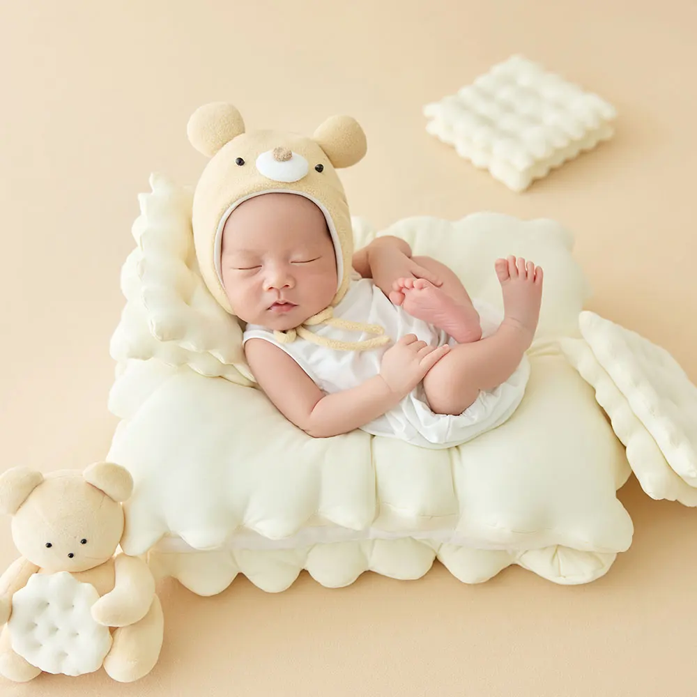 0-1 Month Newborn Photography Props for Boy Bear Style Outfits with Matching Bear Toy and Accessories Cookie Prop for Shooting
0-1 Month Newborn Photography Props for Boy Bear Style Outfits with Matching Bear Toy and Accessories Cookie Prop for Shooting