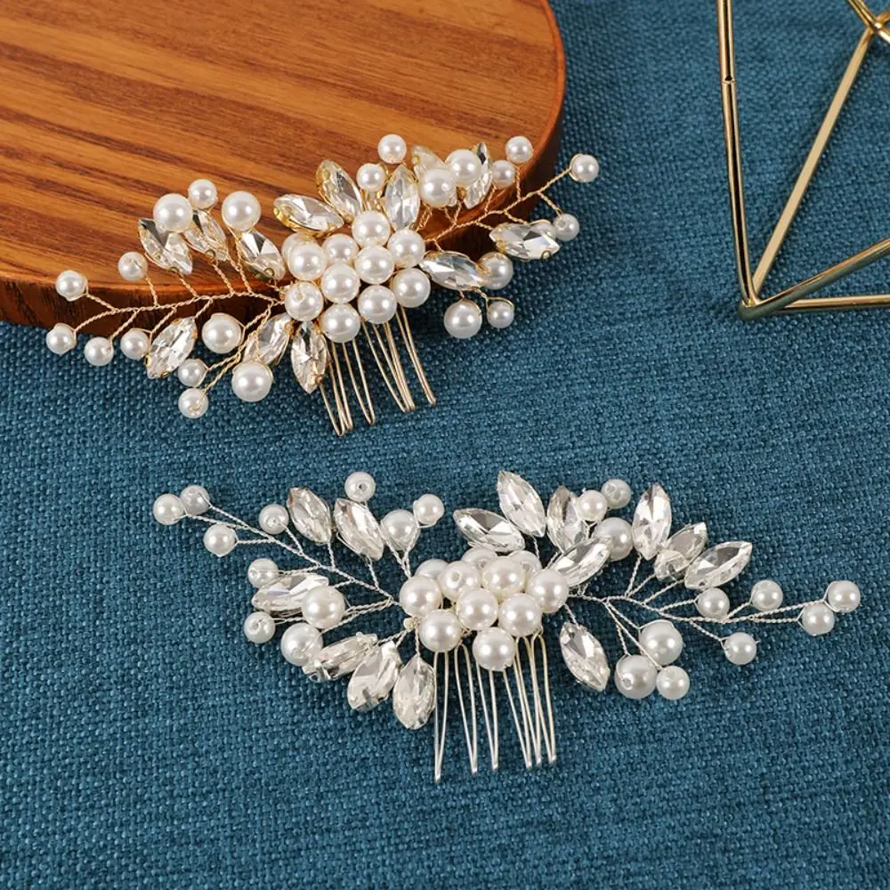 4 Pcs/Set Handmade Bridal Hair Accessories Exquisite Sweet and Cute Flower Pearl Headpiece Elegant Temperament Hair Comb Party
4 Pcs/Set Handmade Bridal Hair Accessories Exquisite Sweet and Cute Flower Pearl Headpiece Elegant Temperament Hair Comb Party