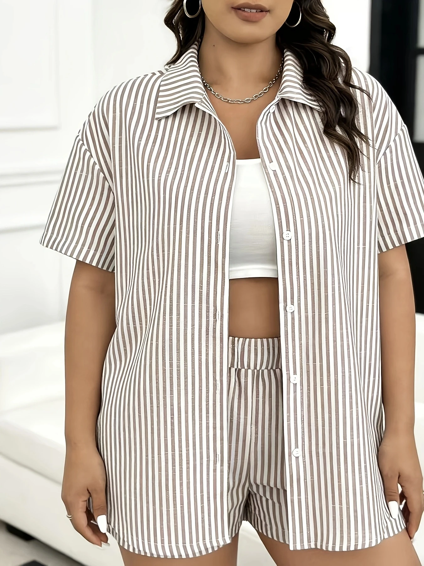 Plus size women's summer relaxed fit thin cotton and linen brown striped set lapel shirt shorts comfortable breathable casual
Plus size women's summer relaxed fit thin cotton and linen brown striped set lapel shirt shorts comfortable breathable casual