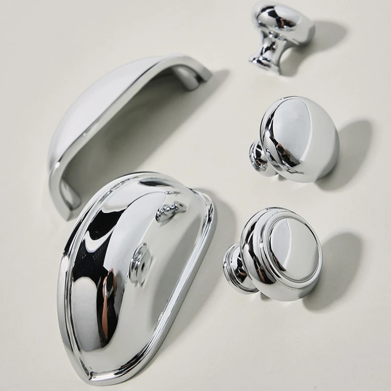 Silver Luxury Wardrobe Door Knob Chrome Furniture Hardware Brass Handle Kitchen Cabinet Pull Solid Dresser Drawer Shell Handles
Silver Luxury Wardrobe Door Knob Chrome Furniture Hardware Brass Handle Kitchen Cabinet Pull Solid Dresser Drawer Shell Handles