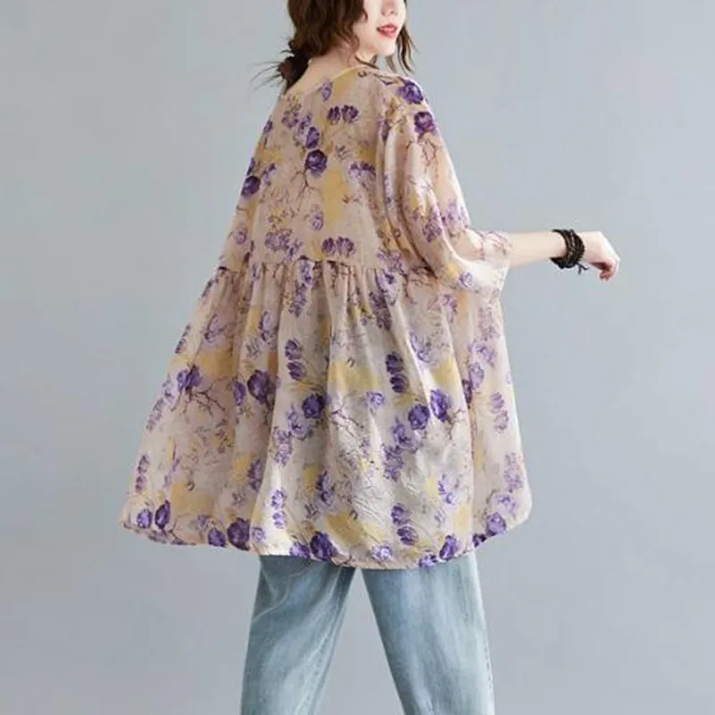 2023 New Arrival Summer Arts Style Women Loose Casual Half Sleeve V-neck Tops Tees Vintage Floral Print Long T-shirt P647
2023 New Arrival Summer Arts Style Women Loose Casual Half Sleeve V-neck Tops Tees Vintage Floral Print Long T-shirt P647