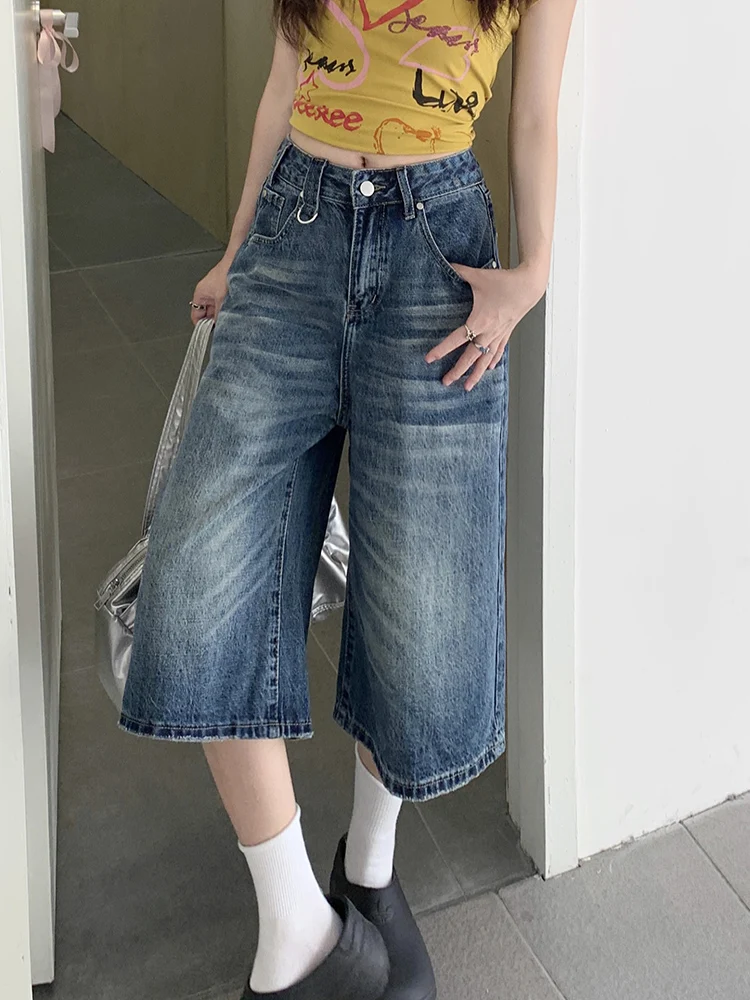 Jeans Capris Women Calf Length Denim Pants Female 2024 New Loose Casual Jeans Pocket Zipper Jeans High Fashion
Jeans Capris Women Calf Length Denim Pants Female 2024 New Loose Casual Jeans Pocket Zipper Jeans High Fashion