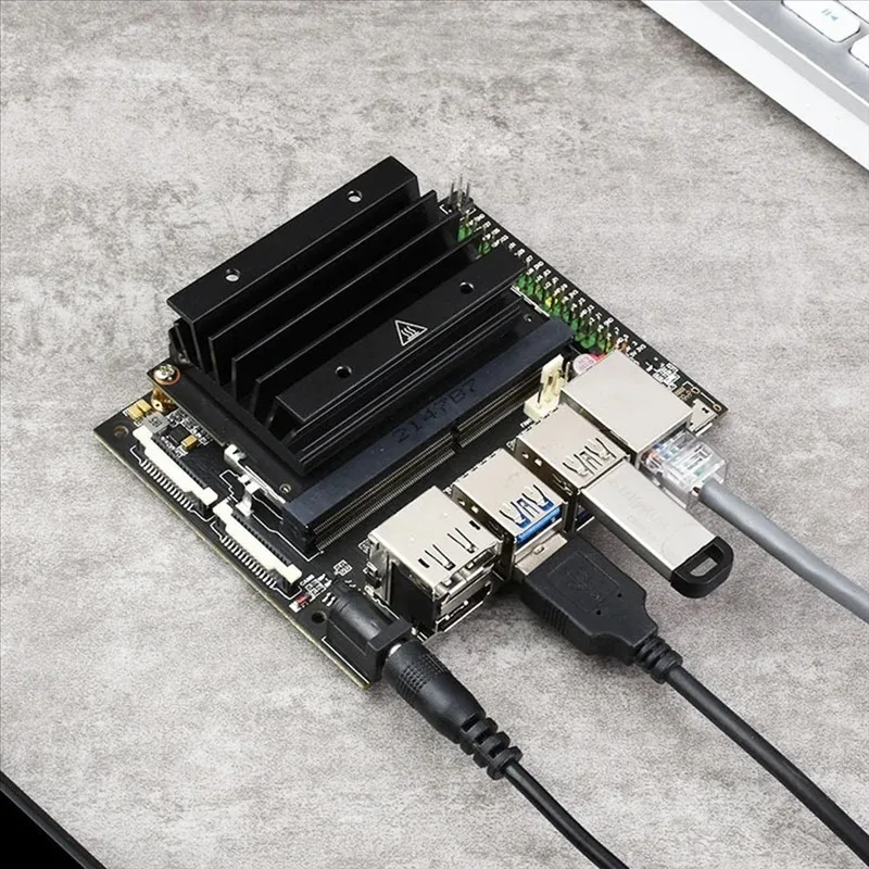 For Jetson Nano 4GB Developer Kit AI Artificial Development Board with Heat Sink Programming Robot Learning
For Jetson Nano 4GB Developer Kit AI Artificial Development Board with Heat Sink Programming Robot Learning