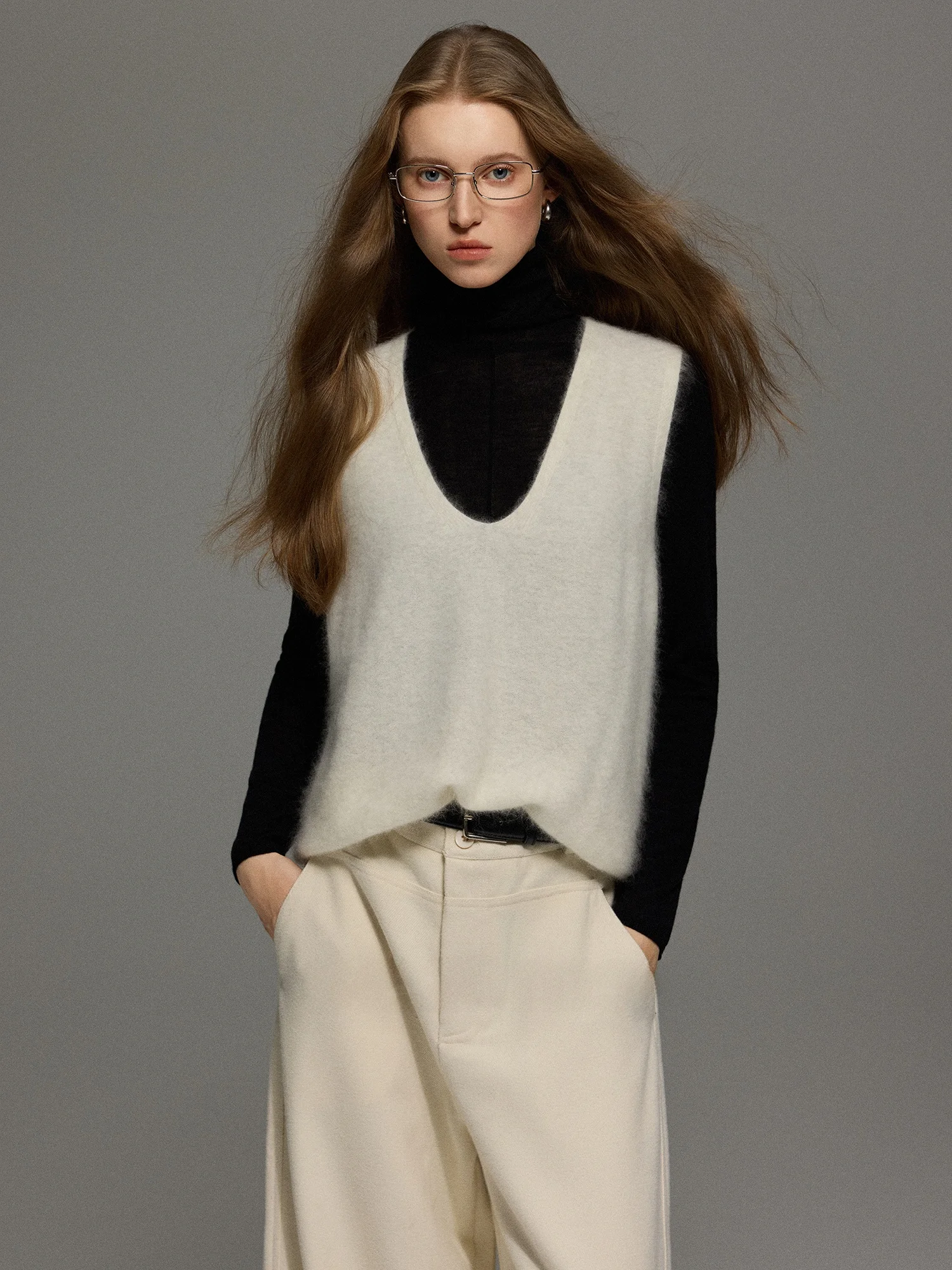 Женский вязаный жилет из смесовой шерсти Se Tide Seeking【Home Line】: теплый, повседневный, мягкий, с V-образным вырезом, базовый слой, топ-свитер
Женский вязаный жилет из смесовой шерсти Se Tide Seeking【Home Line】: теплый, повседневный, мягкий, с V-образным вырезом, базовый слой, топ-свитер