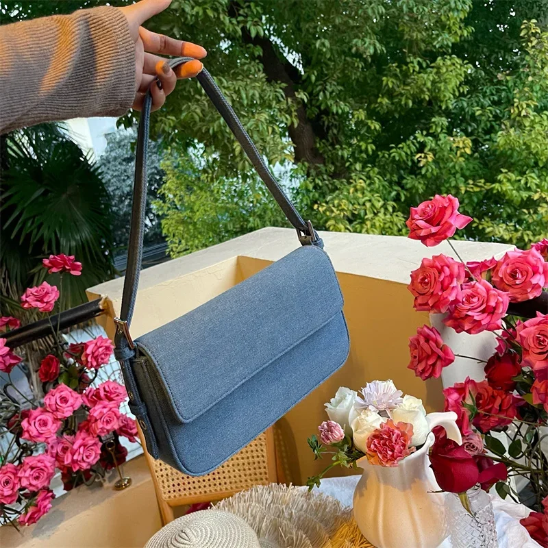 Модная джинсовая сумка на плечо, женская повседневная сумка-тоут, маленькая парусиновая сумка с клапаном под мышками, кошелек, синяя джинсовая сумка
Модная джинсовая сумка на плечо, женская повседневная сумка-тоут, маленькая парусиновая сумка с клапаном под мышками, кошелек, синяя джинсовая сумка