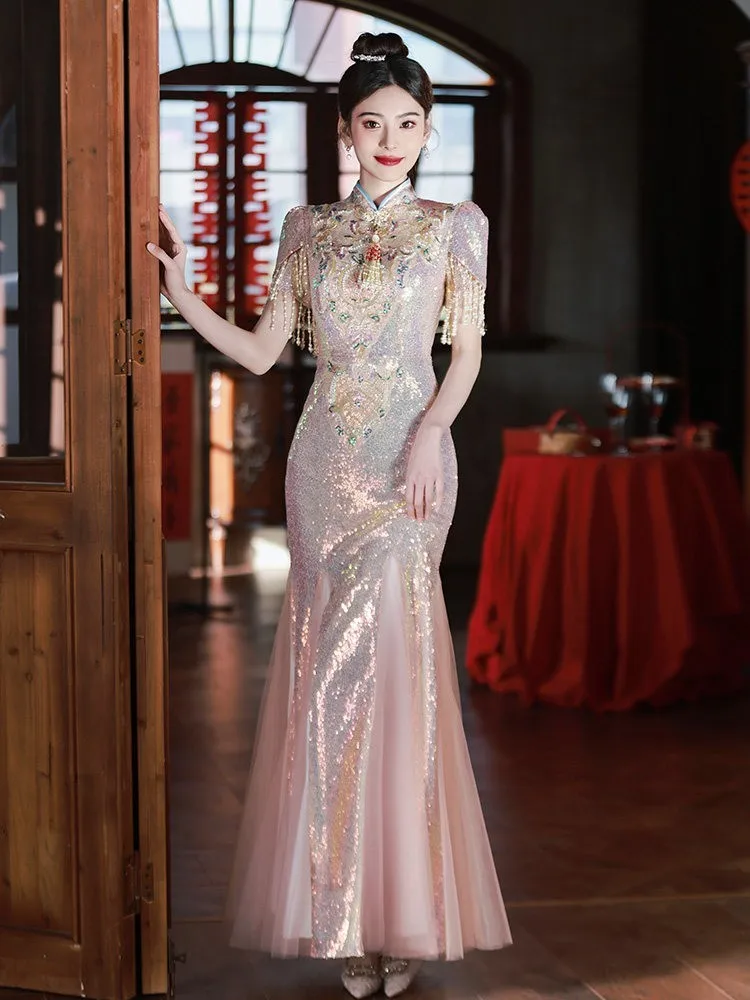 A pink sequined toasting flash dress for Chinese-style adult light luxury niche host
A pink sequined toasting flash dress for Chinese-style adult light luxury niche host