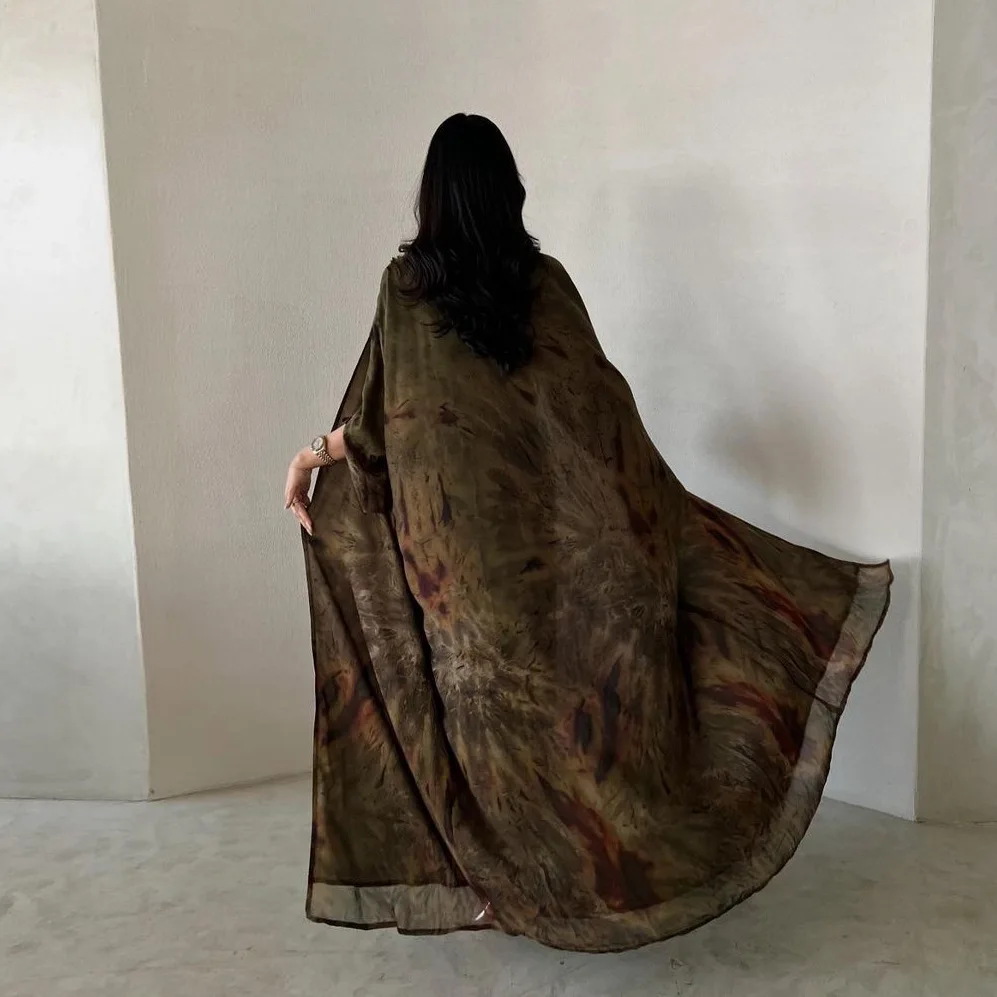 New Ramadan Saudi Arabia Modest Coat Chiffon Printed Tie Dyed Muslim Fashion Dubai Long Dress Over Dress Over Large Robe
New Ramadan Saudi Arabia Modest Coat Chiffon Printed Tie Dyed Muslim Fashion Dubai Long Dress Over Dress Over Large Robe