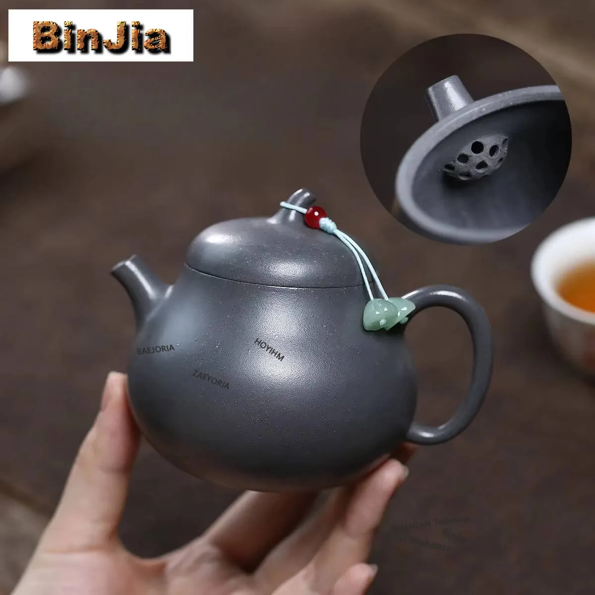 220ml Aesthetic Yixing Purple Clay Teapot Handmade Eggplant Pot Raw Ore Azure Mud Kettle Chinese Zisha Teaset Tea Ceremony Craft
220ml Aesthetic Yixing Purple Clay Teapot Handmade Eggplant Pot Raw Ore Azure Mud Kettle Chinese Zisha Teaset Tea Ceremony Craft