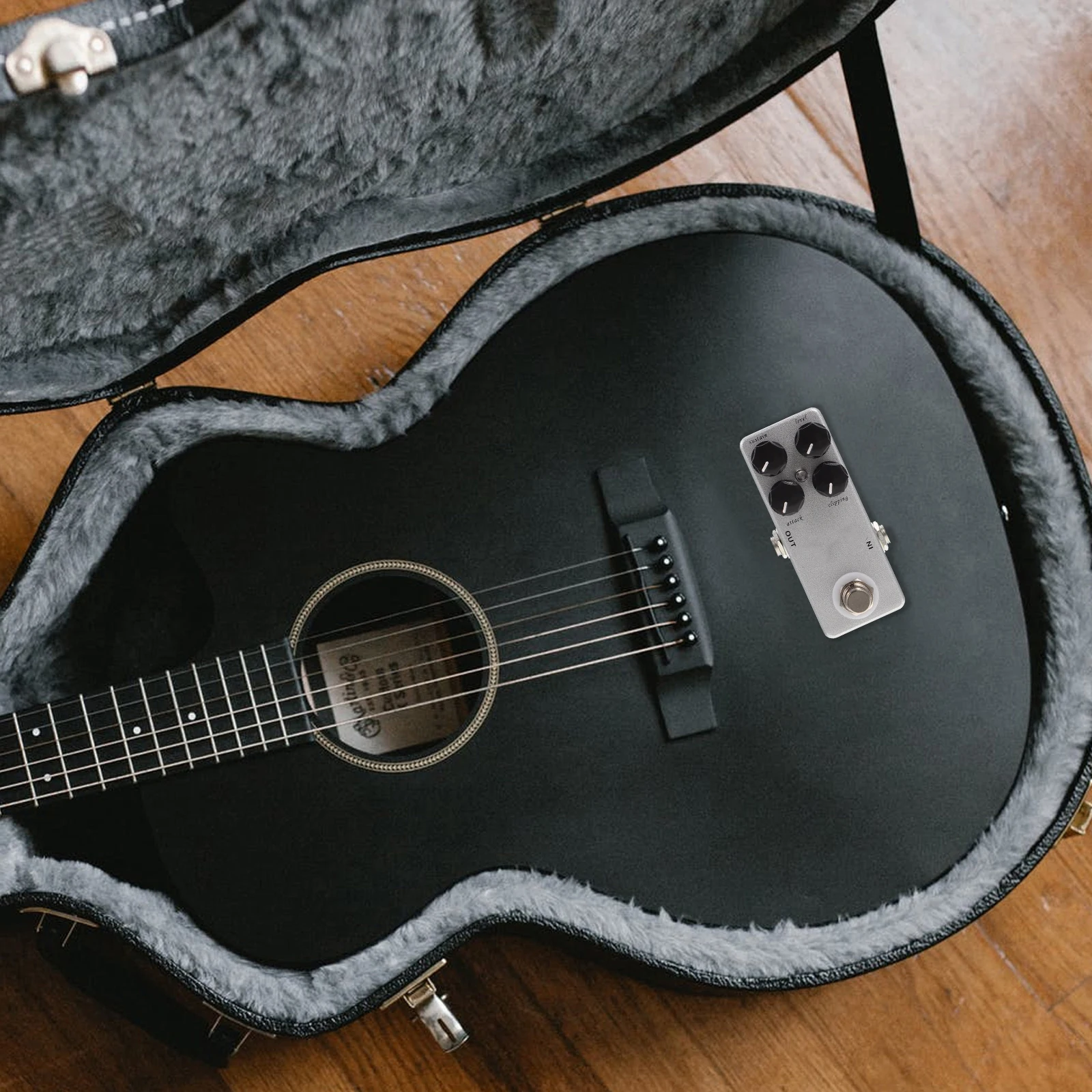 1Pcs Mini Guitar Effector Overload Pedal True Bypass Noiseless Design High Quality Metal Housing Compact Size for Professional
1Pcs Mini Guitar Effector Overload Pedal True Bypass Noiseless Design High Quality Metal Housing Compact Size for Professional