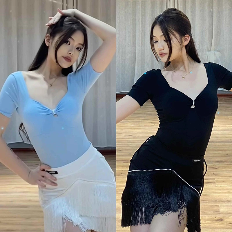 2024 New Latin Dance Tops For Women Pearl Short Sleeved Practice Clothes Chacha Rumba Tango Dress Adult Latin Costumes DQS15842
2024 New Latin Dance Tops For Women Pearl Short Sleeved Practice Clothes Chacha Rumba Tango Dress Adult Latin Costumes DQS15842