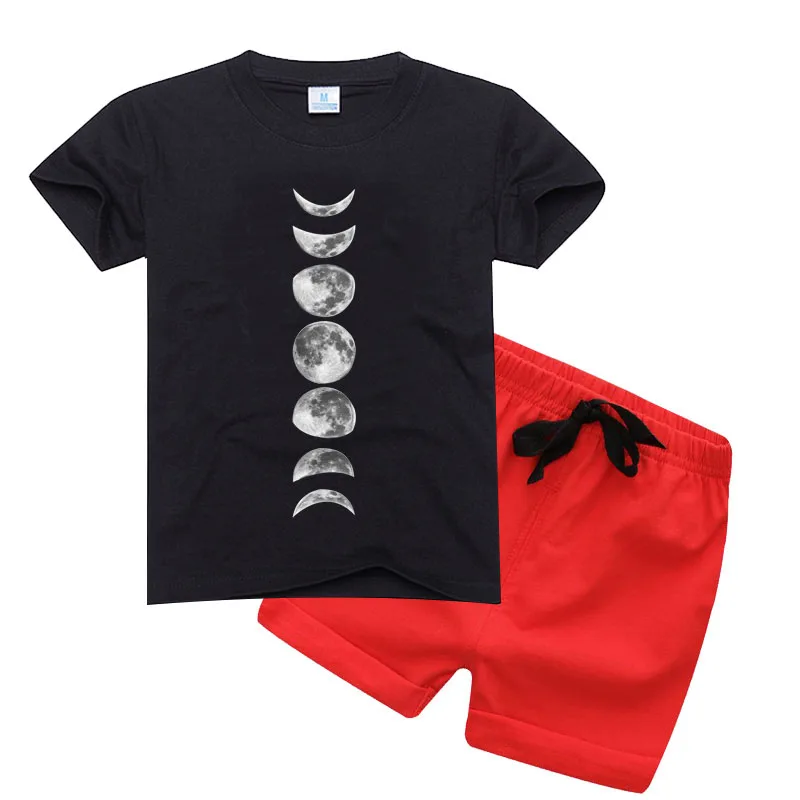 Kids Pure Cotton Tracksuit Funny Moon Print T-Shirt And Pants Set Summer Sports Outfit for Babie Comfortable Breathable Clothing 
Kids Pure Cotton Tracksuit Funny Moon Print T-Shirt And Pants Set Summer Sports Outfit for Babie Comfortable Breathable Clothing