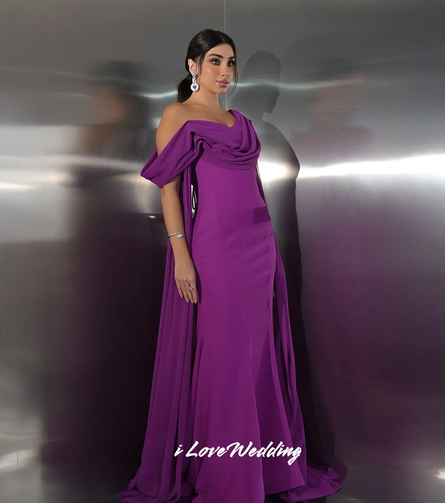 Purple Off Shoulder Evening Dress 2025 Pleat Shawl Mermaid Backless Lace-up Floor-Length Elegant Wedding Guest Dress Customized
Purple Off Shoulder Evening Dress 2025 Pleat Shawl Mermaid Backless Lace-up Floor-Length Elegant Wedding Guest Dress Customized