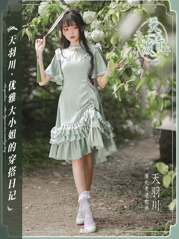 Милое платье Cheongsam в стиле Лолиты для девочек, новое платье в китайском стиле, женское модное дизайнерское летнее стильное повседневное платье в китайском стиле
Милое платье Cheongsam в стиле Лолиты для девочек, новое платье в китайском стиле, женское модное дизайнерское летнее стильное повседневное платье в китайском стиле