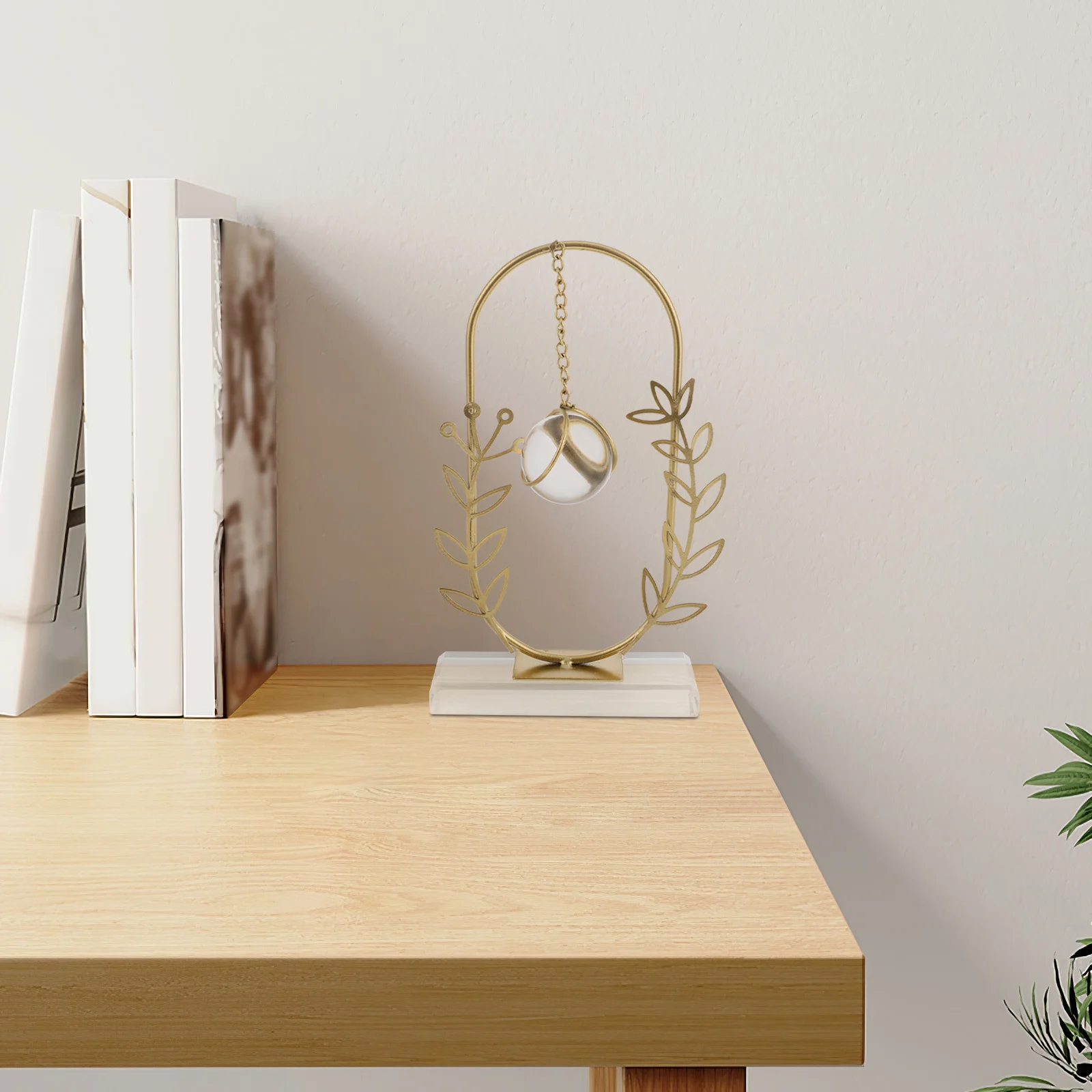 Oval-Shaped Metal Crystal Ball Ornament Valentine Day Decor Romantic Hanging Pendant for Home Office Bedroom Living Room
Oval-Shaped Metal Crystal Ball Ornament Valentine Day Decor Romantic Hanging Pendant for Home Office Bedroom Living Room