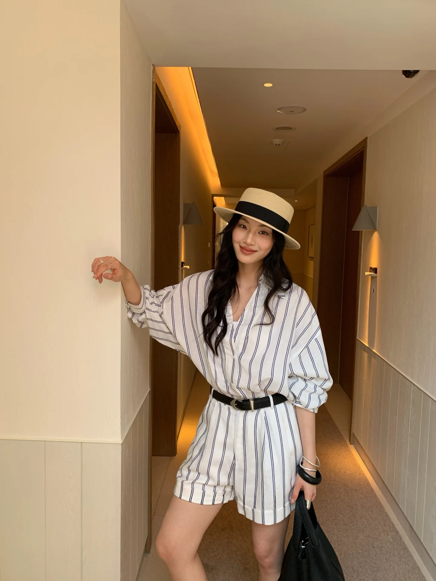 Casual Striped Loose Women's Shorts Spring Summer New Style Wide Leg Pants Simple Fashionable Trousers Comfortable Sensation
Casual Striped Loose Women's Shorts Spring Summer New Style Wide Leg Pants Simple Fashionable Trousers Comfortable Sensation