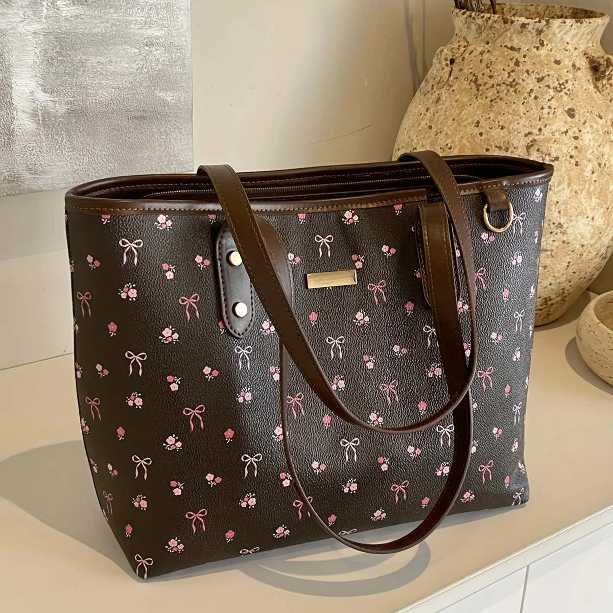 Cute and sweet cherry print tote bag niche fashion temperament elegant large capacity versatile shoulder bag,
Cute and sweet cherry print tote bag niche fashion temperament elegant large capacity versatile shoulder bag,