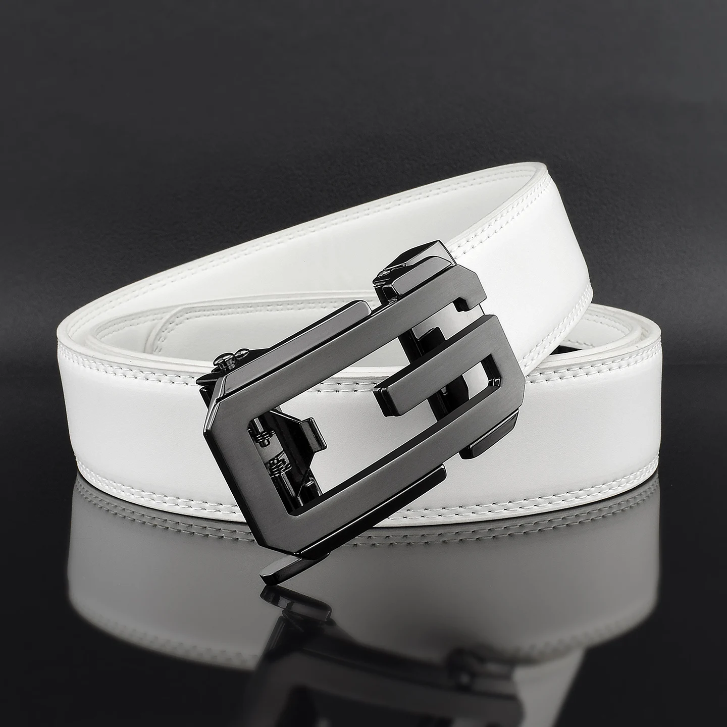 High Quality G Letter Belt Men Designer Fashion Buckle Leather Belt Male Cowhide Belts For Men Jeans Cow Waist Strap Young Men
High Quality G Letter Belt Men Designer Fashion Buckle Leather Belt Male Cowhide Belts For Men Jeans Cow Waist Strap Young Men