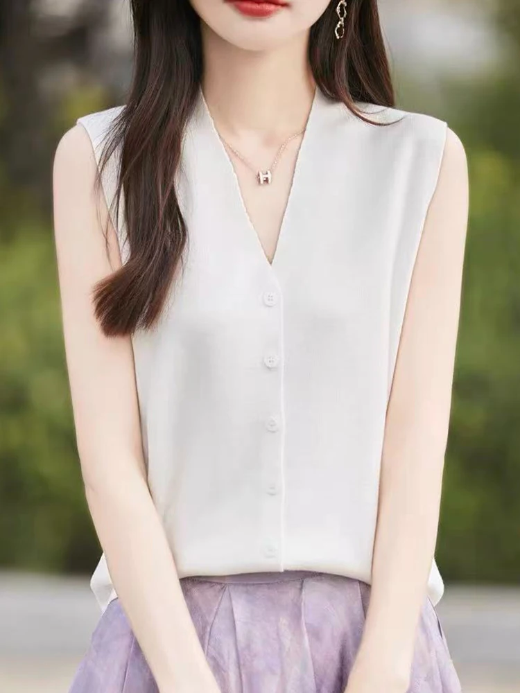 Korean Sle Casual Ice Silk Open Cardigan Top Women's Svel Single Button Design Summer Faionable V-Ne Knitted irt
Korean Sle Casual Ice Silk Open Cardigan Top Women's Svel Single Button Design Summer Faionable V-Ne Knitted irt