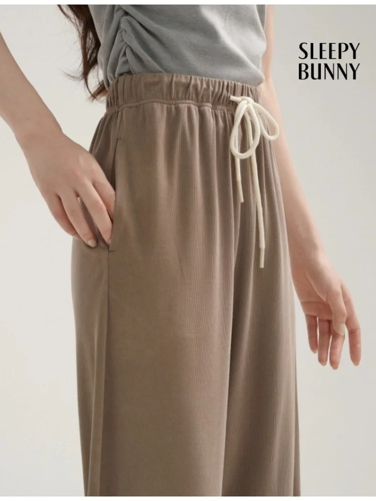 Loose Flowing Wide Leg Pants Women High Waist Casual Lounge Trousers Lightweight Comfy Slouchy Straight Long Pants for Summer
Loose Flowing Wide Leg Pants Women High Waist Casual Lounge Trousers Lightweight Comfy Slouchy Straight Long Pants for Summer