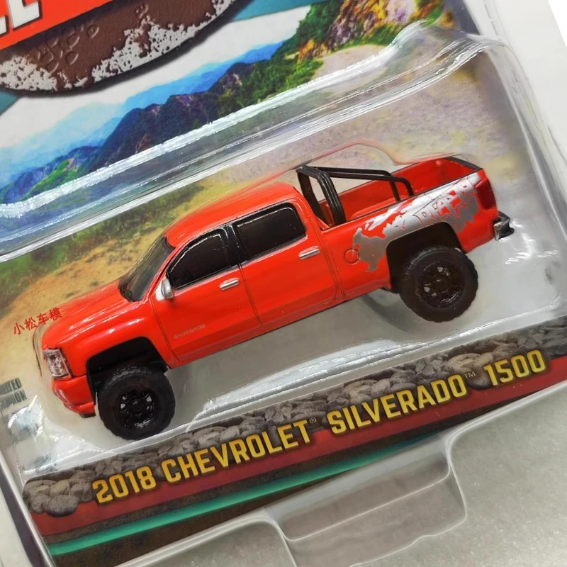 Green Light 1:64 6 - 2018Silverado Alloy Car Collection Model 1500 Original Packaging Wall Pendant Gift for Friends
Green Light 1:64 6 - 2018Silverado Alloy Car Collection Model 1500 Original Packaging Wall Pendant Gift for Friends