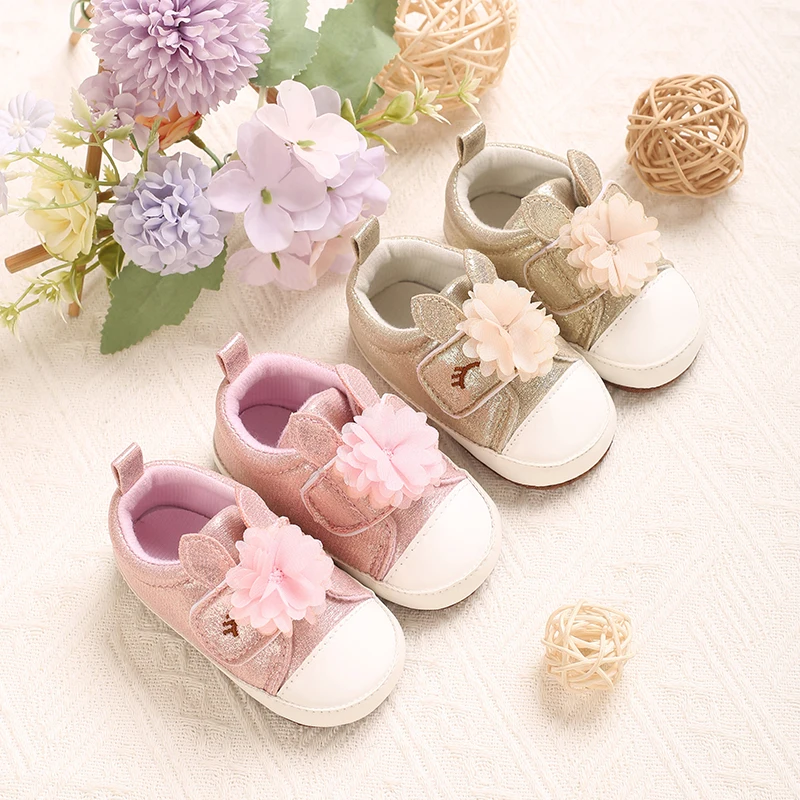0-18M Cute Rabbit Ear Children's Shoes with Spring and Autumn Sweet Flower Decoration Anti slip Soft Bottom Sneaker
0-18M Cute Rabbit Ear Children's Shoes with Spring and Autumn Sweet Flower Decoration Anti slip Soft Bottom Sneaker