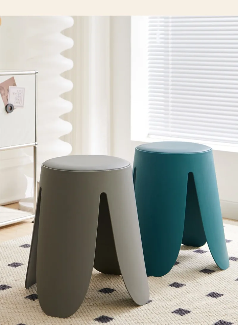 Plastic stool thickened household stackable dining table and chairs round bench light luxury high-end soft bag stool light and
Plastic stool thickened household stackable dining table and chairs round bench light luxury high-end soft bag stool light and