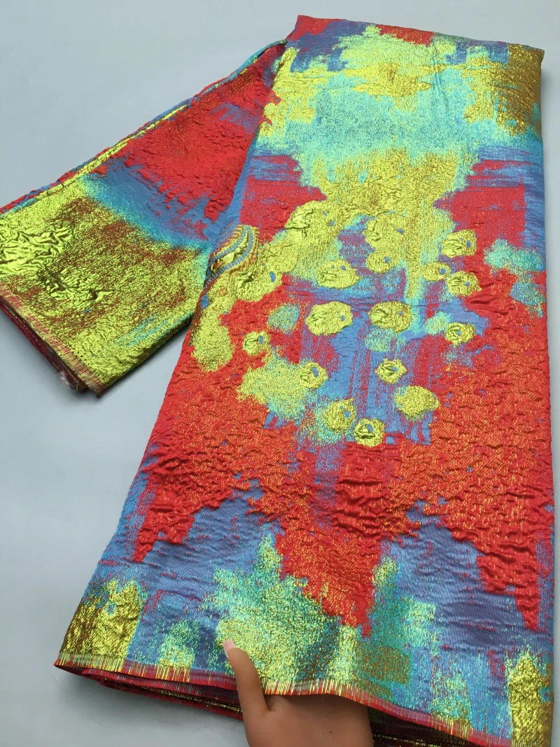 Африканская позолоченная жаккардовая кружевная ткань 2,5 ярдов вышитая 2022 французская нигерийская жаккардовая кружевная ткань для женщин для свадебной вечеринки
Африканская позолоченная жаккардовая кружевная ткань 2,5 ярдов вышитая 2022 французская нигерийская жаккардовая кружевная ткань для женщин для свадебной вечеринки