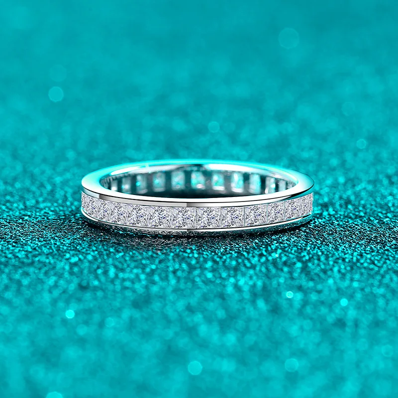 Platinum Pt950 Rings for Women, Entire Circle Set with 2*2mm Square Moissanite Exquisite Craftsmanship Diamond Ring Fine Jewelry 
Platinum Pt950 Rings for Women, Entire Circle Set with 2*2mm Square Moissanite Exquisite Craftsmanship Diamond Ring Fine Jewelry