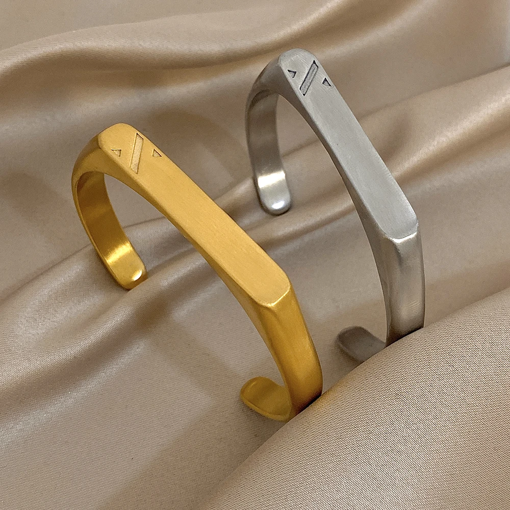 Minimalist Stainless Steel Open Bracelet for Women Vintage Geometric Irregular Bangle Bracelet Party Waterproof Jewelry Gift
Minimalist Stainless Steel Open Bracelet for Women Vintage Geometric Irregular Bangle Bracelet Party Waterproof Jewelry Gift