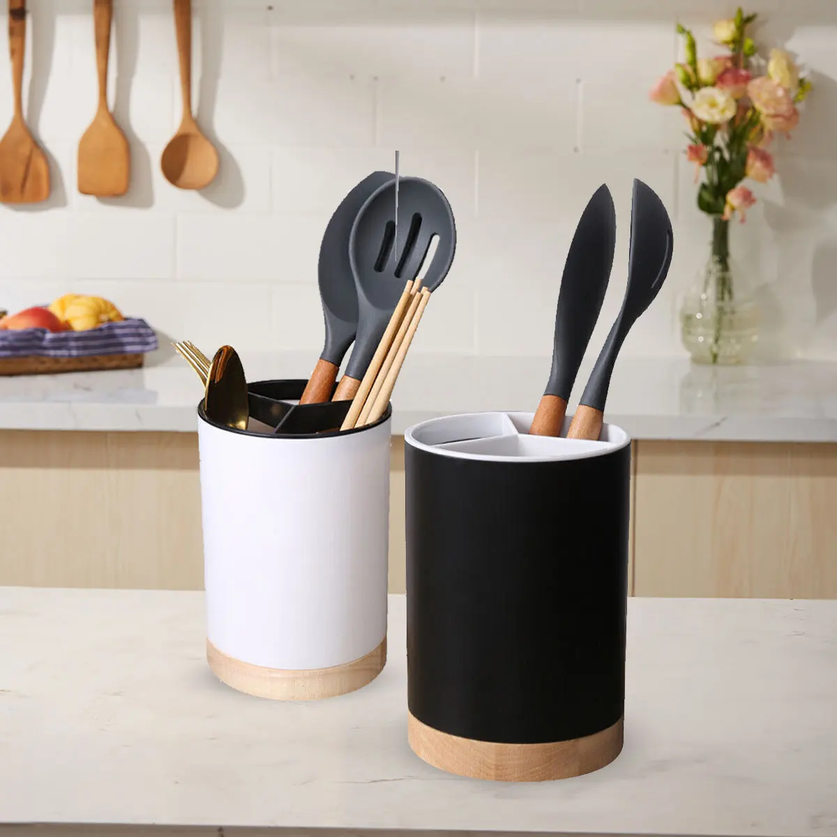 1Pcs Useful Plastic Utensil Holder Cutlery Tableware Storage Bucket Chopstick Spoon Storage Rack Detachable Kitchen Tools
1Pcs Useful Plastic Utensil Holder Cutlery Tableware Storage Bucket Chopstick Spoon Storage Rack Detachable Kitchen Tools