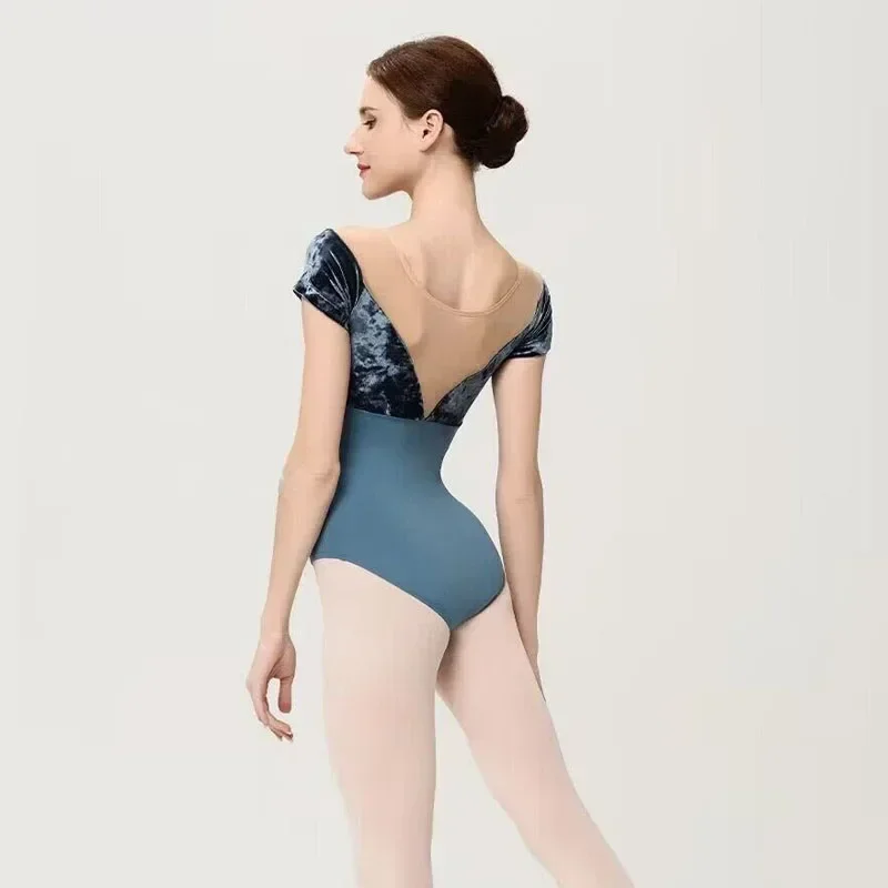 Ballet Leotards For Women Velvet patchwork Short Sleeve Solid Colors Dance Costume Adult Ballet Practice Gymnastics Leotard
Ballet Leotards For Women Velvet patchwork Short Sleeve Solid Colors Dance Costume Adult Ballet Practice Gymnastics Leotard