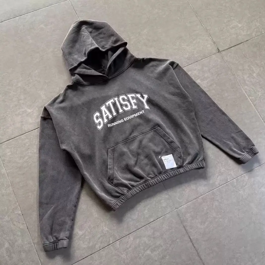 Satisfy Running American retro washed old classic slogan jogging sports hooded sweater
Satisfy Running American retro washed old classic slogan jogging sports hooded sweater