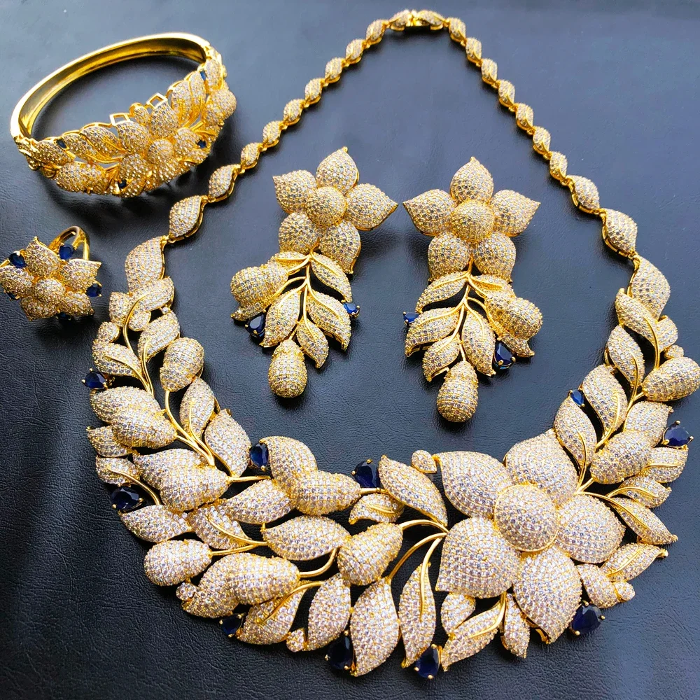 Kellybola Sparkly Luxury Blooming Flowers Big Necklace Bangle Earrings Ring Jewelry Set Brides Wedding Jewellery High Quality
Kellybola Sparkly Luxury Blooming Flowers Big Necklace Bangle Earrings Ring Jewelry Set Brides Wedding Jewellery High Quality