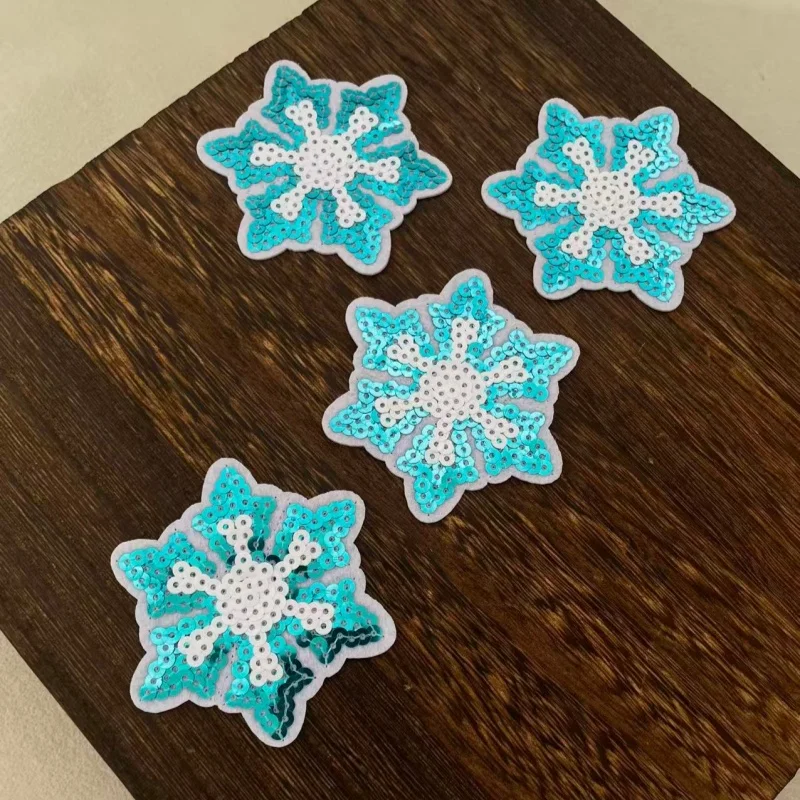 4pcs Sell well Fashion patch Christmas snowflake Iron On Patches For Embroidery On Clothes Cute DIY Sequin Applique Badge
4pcs Sell well Fashion patch Christmas snowflake Iron On Patches For Embroidery On Clothes Cute DIY Sequin Applique Badge