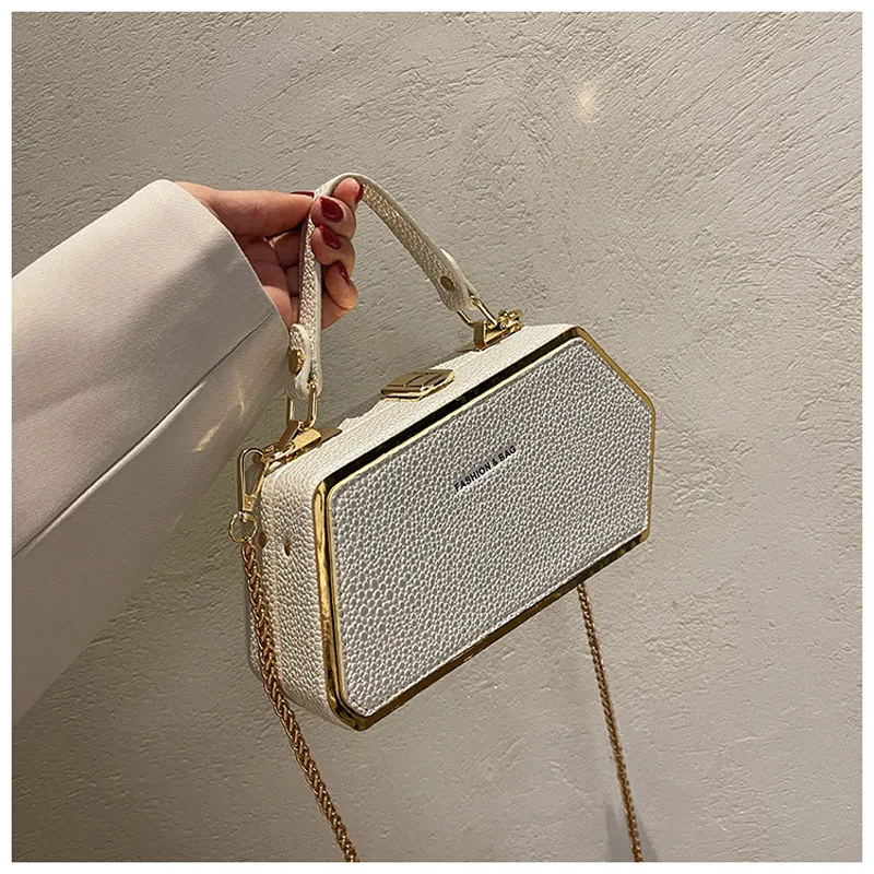 2022 Hard Box Shape PU Leather Crossbody Bag with Short Rope Handle for Women Shoulder Handbags and Purses Lady Travel Cute Tote
2022 Hard Box Shape PU Leather Crossbody Bag with Short Rope Handle for Women Shoulder Handbags and Purses Lady Travel Cute Tote