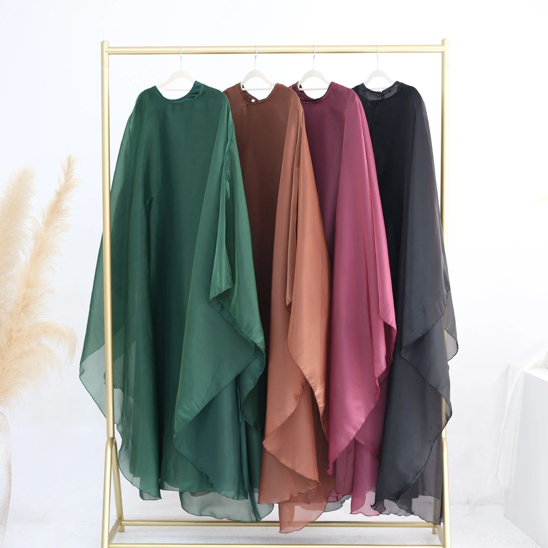 2025 Women Abaya Dress 2pcs Muslim Sets Dubai Elegant Fashion Islam Modest Abayas Butterfly Robe Kebaya Djellaba Jalabiya Caftan
2025 Women Abaya Dress 2pcs Muslim Sets Dubai Elegant Fashion Islam Modest Abayas Butterfly Robe Kebaya Djellaba Jalabiya Caftan