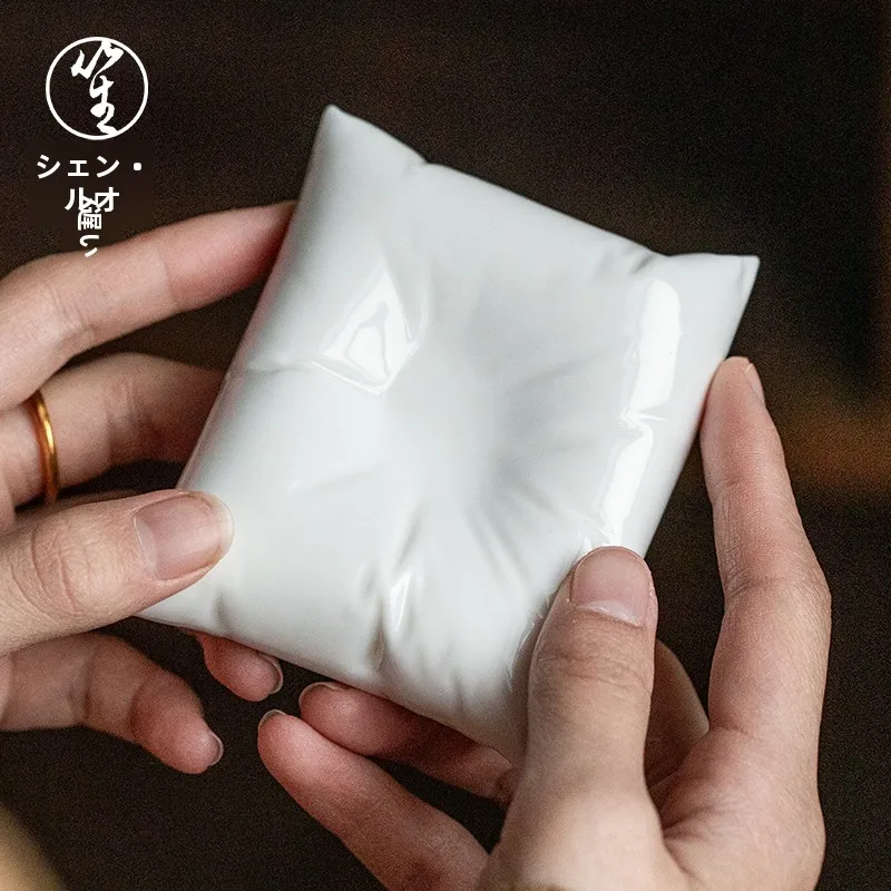 LuoSheng Ceramic Tea Lid Holder Creative High-End Tea Ceremony Accessories Tea Table Decorations Handmade Pure Color
LuoSheng Ceramic Tea Lid Holder Creative High-End Tea Ceremony Accessories Tea Table Decorations Handmade Pure Color