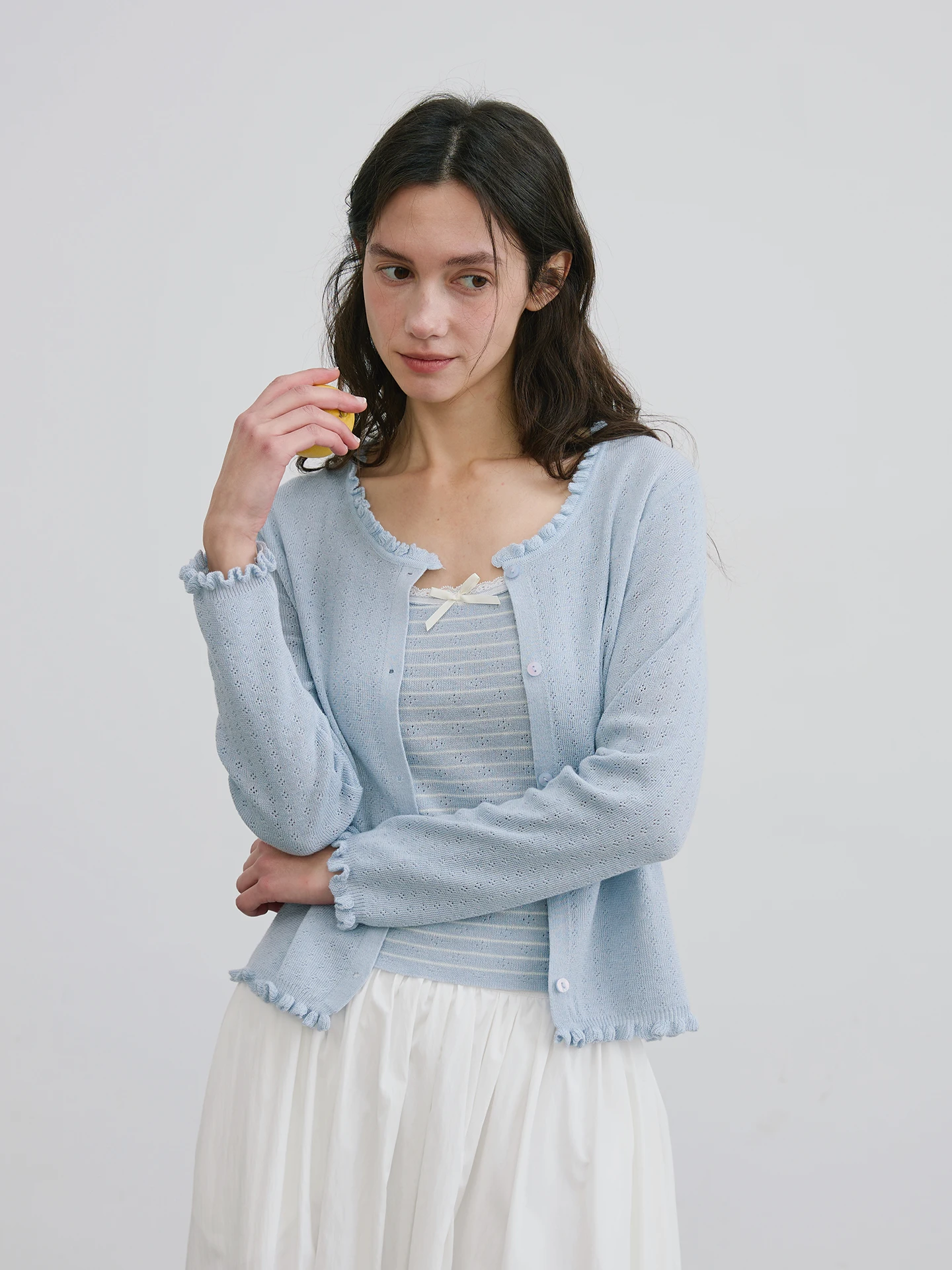 Комплект из двух предметов Willbewell: вязаный кружевной свитер с круглым вырезом и кардиган из шерстяной смеси с длинными рукавами во французском стиле, пятицветный
Комплект из двух предметов Willbewell: вязаный кружевной свитер с круглым вырезом и кардиган из шерстяной смеси с длинными рукавами во французском стиле, пятицветный